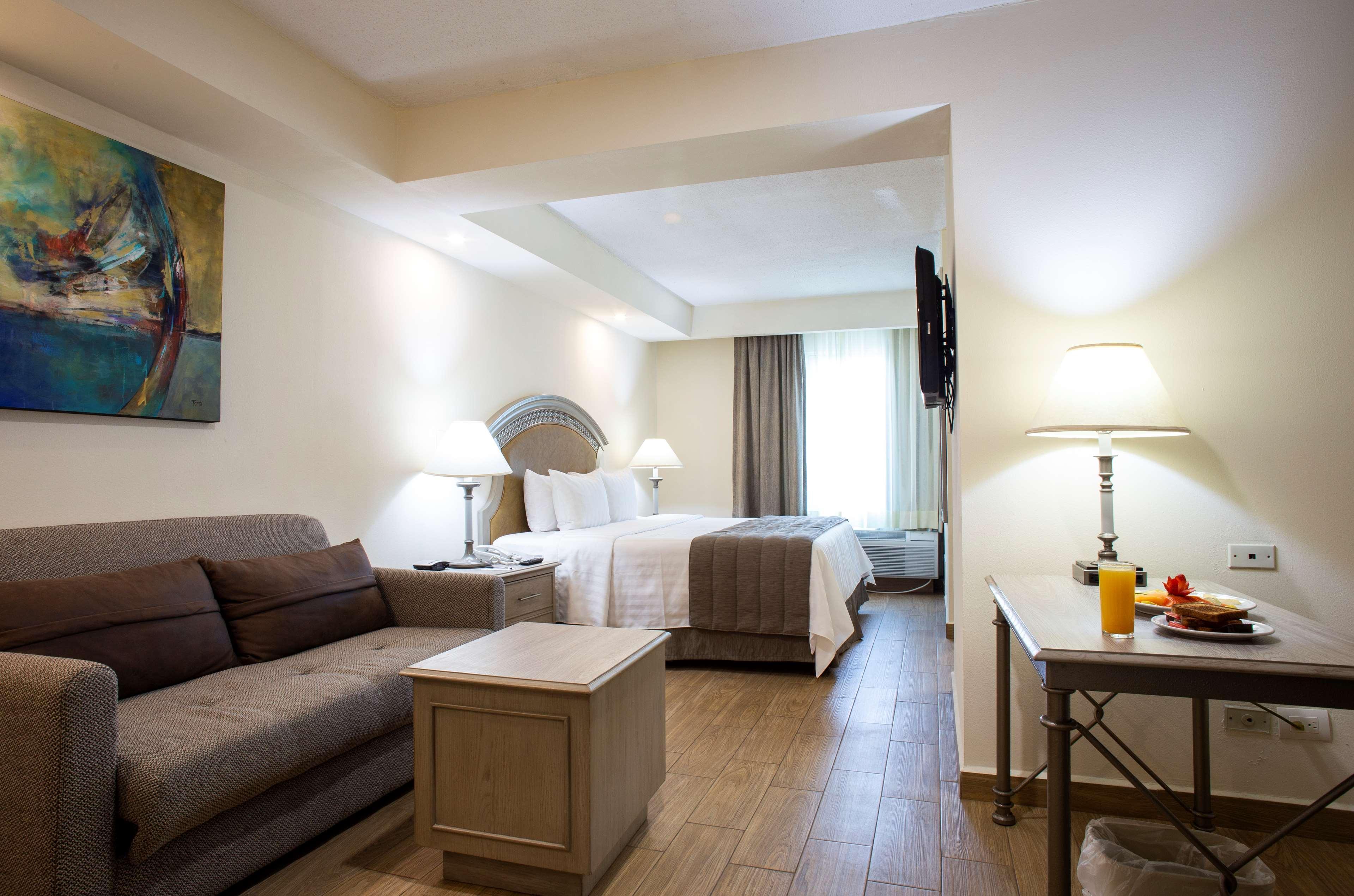 Best Western Plus Monterrey Colon ภายนอก รูปภาพ