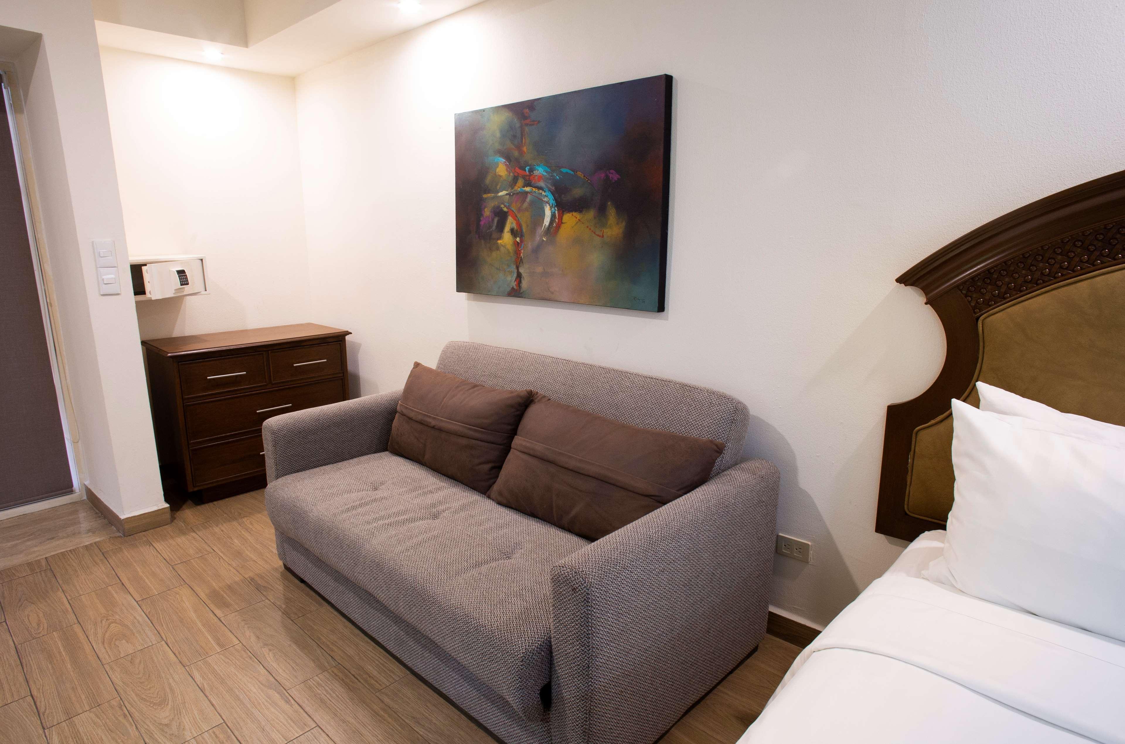Best Western Plus Monterrey Colon ภายนอก รูปภาพ
