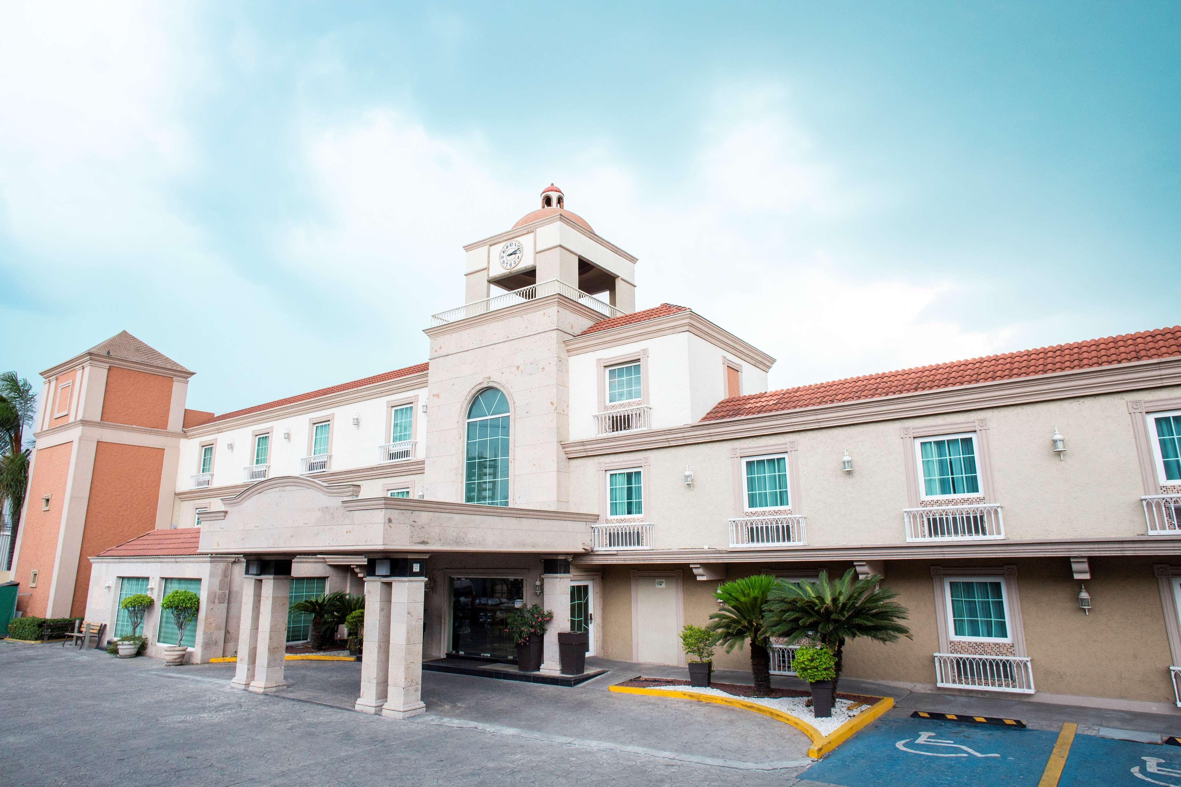 Best Western Plus Monterrey Colon ภายนอก รูปภาพ