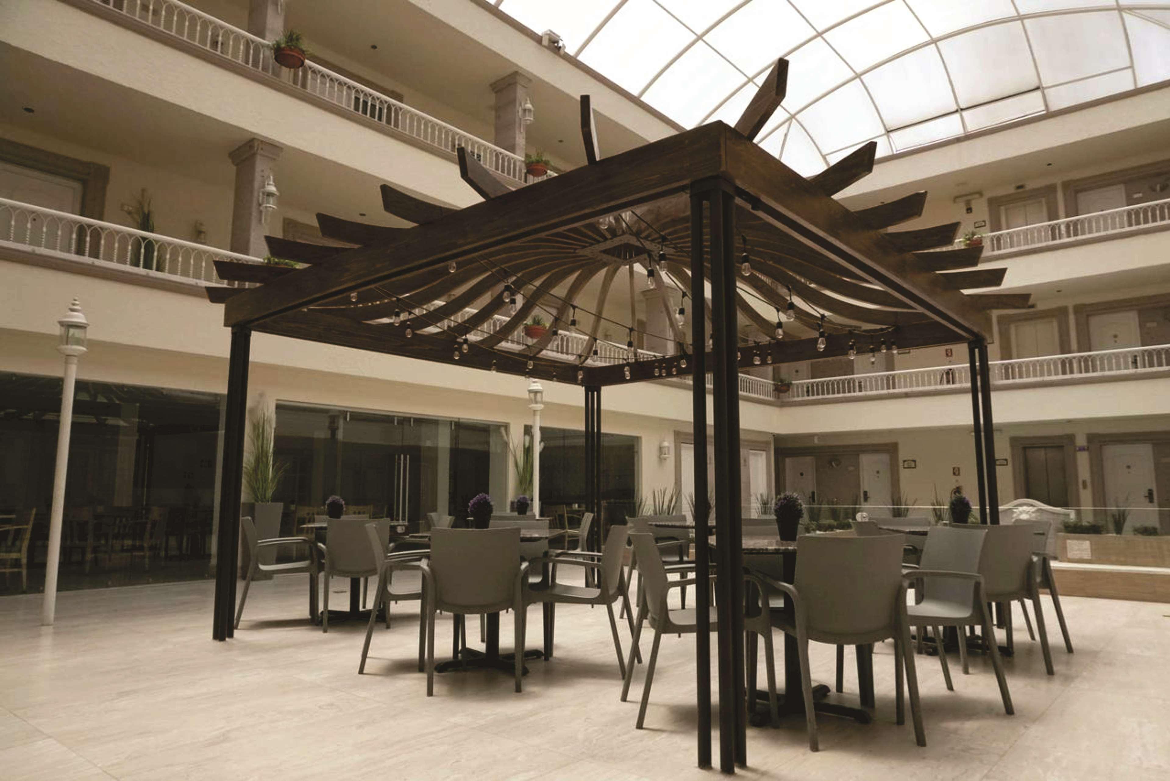 Best Western Plus Monterrey Colon ภายนอก รูปภาพ