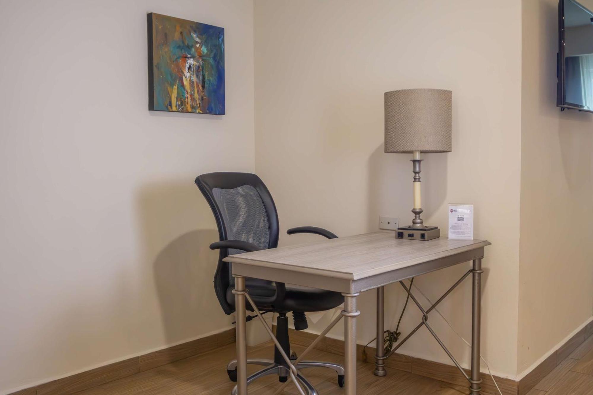 Best Western Plus Monterrey Colon ภายนอก รูปภาพ