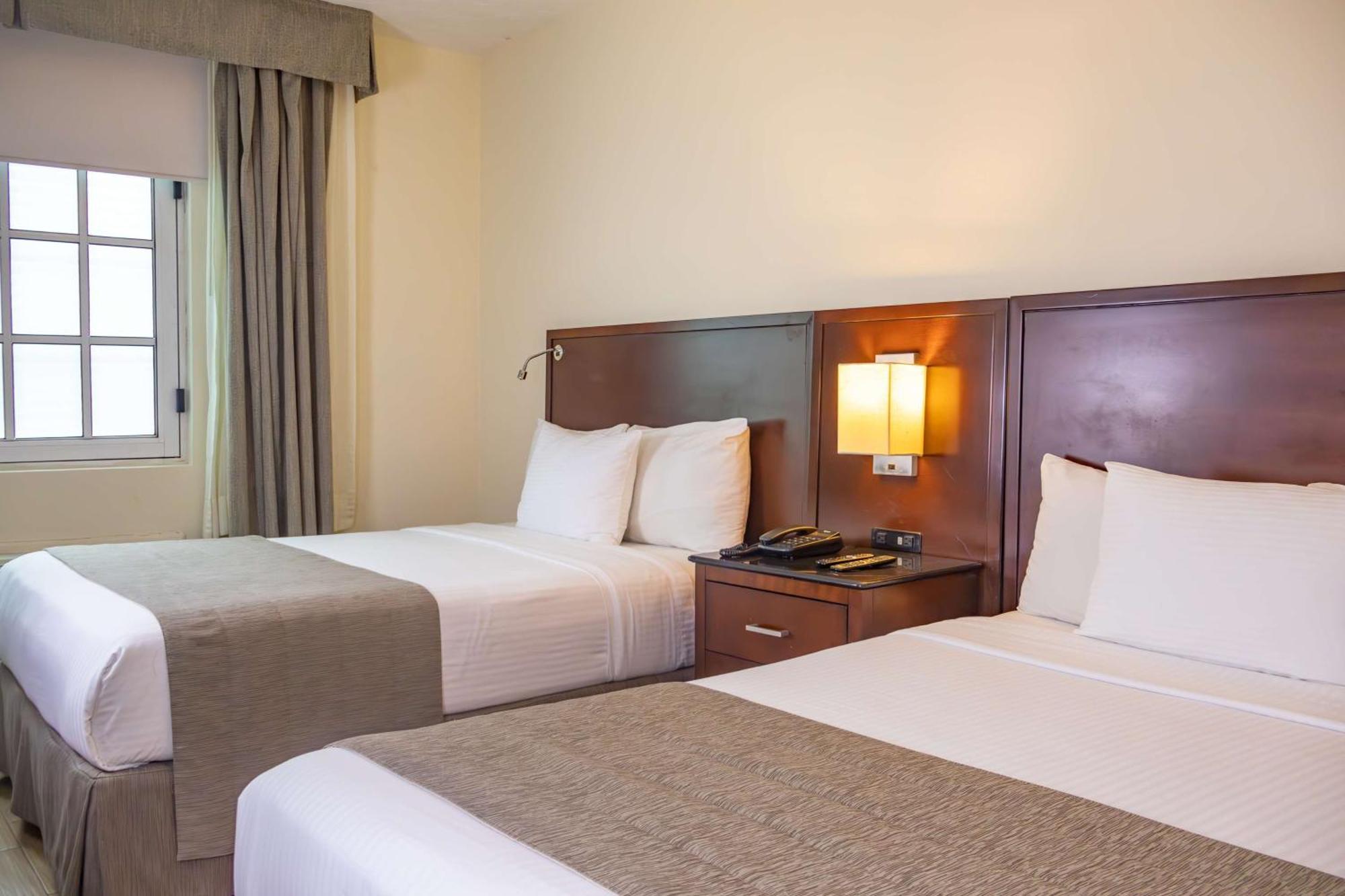 Best Western Plus Monterrey Colon ภายนอก รูปภาพ