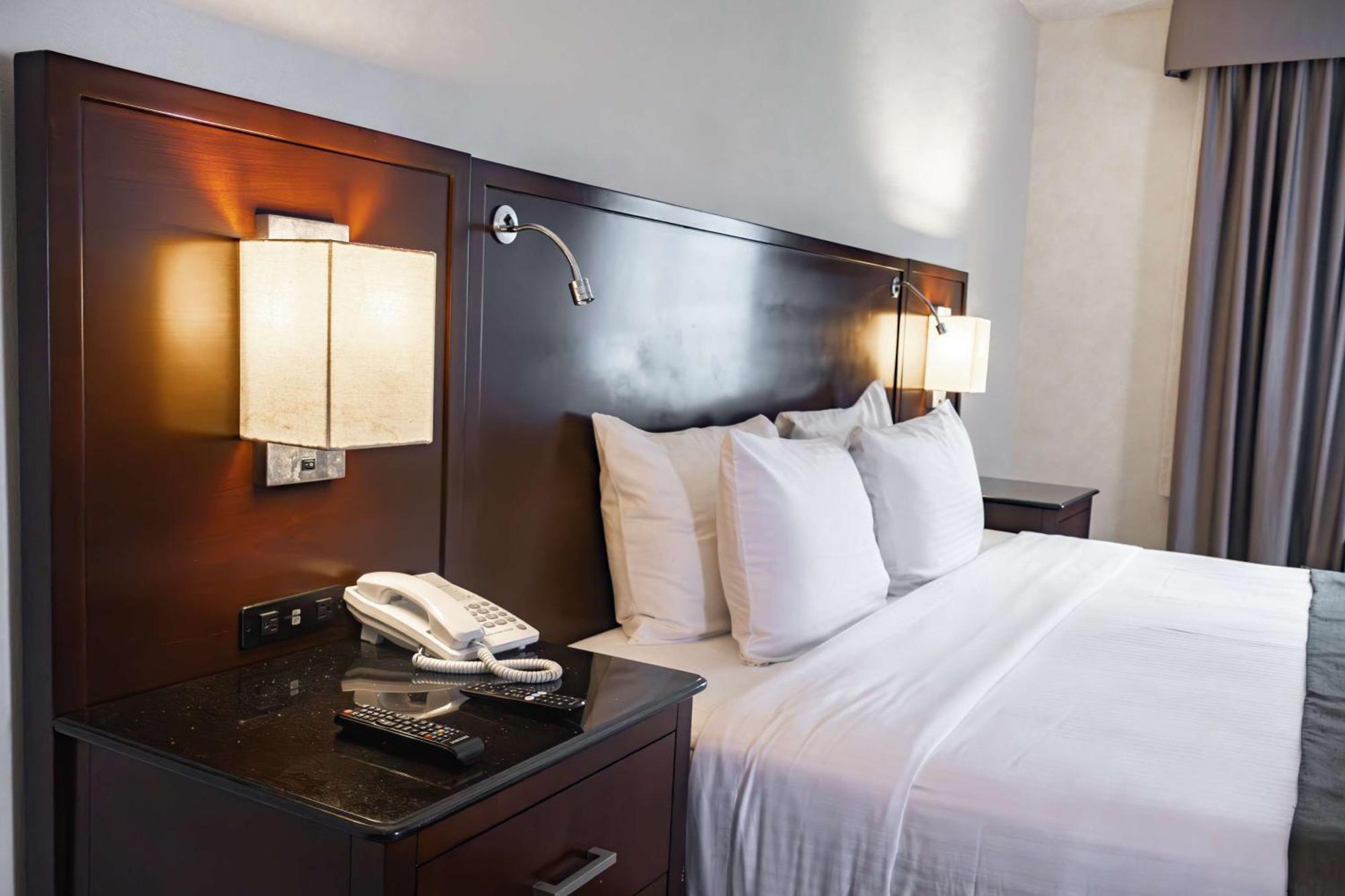 Best Western Plus Monterrey Colon ภายนอก รูปภาพ